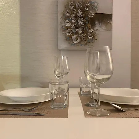 Iluminada En El Centro Historico De Apartman Málaga